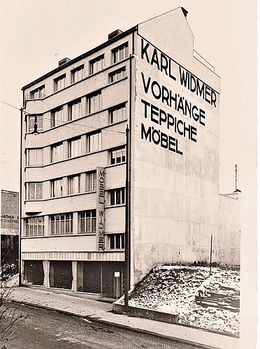 Das 1933 von Möbel Widmer erbaute Geschäftshaus an der Unterführungsstrasse 29.