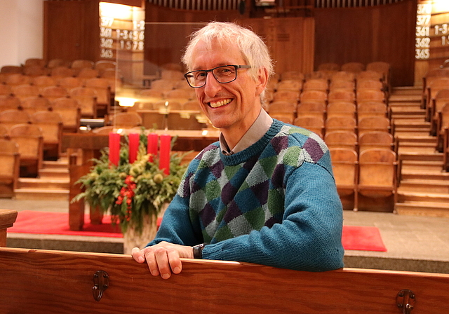 Pfarrer Uwe Kaiser sieht Weihnachten mit Entbehrungen als Chance jenseits des Konsumwahns. (Bild: mim)