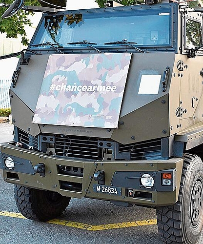 Die Armee warb mit dem Slogan «#chancearmee» für ihre Lehrberufe.