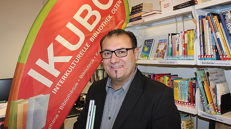 Yagbu Balkaç, Präsident der Interkulturellen Bibliothek Olten (IKUBO), hofft, dass gemeinsam mit der Stadt eine Lösung gefunden werden kann und das Know-how der letzten sechs Jahre IKUBO nicht verloren geht. (Bild: ZVG)