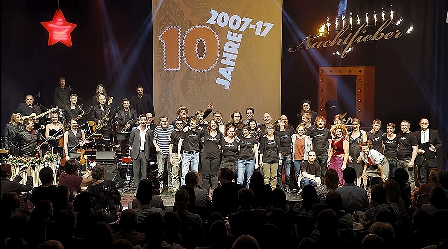 Ein Gruppenfoto zum Abschluss als Erinnerung an 10 Jahre Showtime in der Oltner Schützi. (Bild: André Albrecht)
