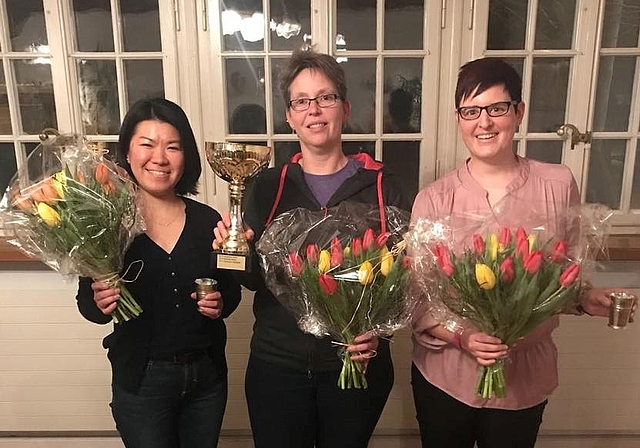 Asuka Eppler (v.l.), Barbara Hofstetter und Janette Huber wurden vom VC Born Boningen ausgezeichnet. (Bild: ZVG)