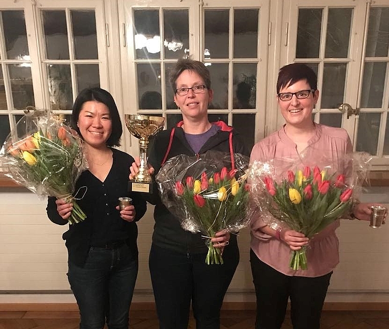 Asuka Eppler (v.l.), Barbara Hofstetter und Janette Huber wurden vom VC Born Boningen ausgezeichnet. (Bild: ZVG)