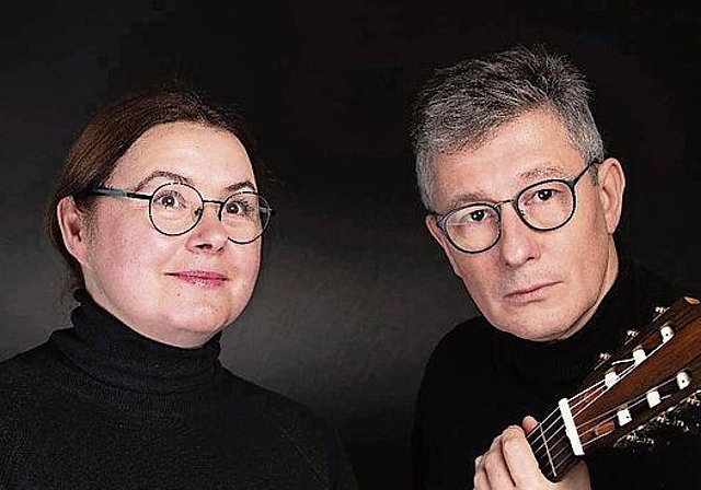 Diese beiden Künstler treten am übernächsten Sonntag in Olten auf: Irina Solomatina, Mezzosopran, und Anton Kudryavtsev, Gitarre. (Bild: ZVG)