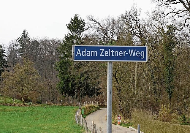 Der kleine Adam-Zeltner-Weg ganz zuoberst im Schöngrundquartier in Olten erinnert an den aus Niederbuchsiten stammenden Bauernführer. (Bilder: Achim Günter)