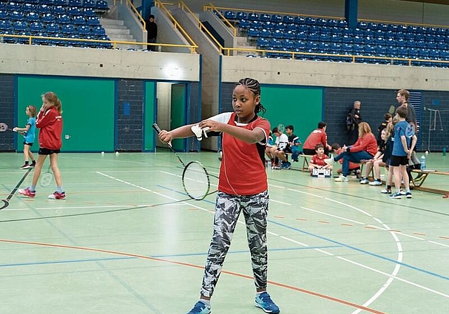 Die zehnjährige Marta spielt seit einem Jahr regelmässig Badminton. (Bild: ZVG)