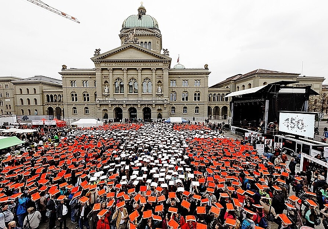 Wie am letzten April in Bern (Bild) soll vom Freitag, 23. bis Samstag, 24. September das 150-Jahr-Jubiläum des Schweizerischen Roten Kreuzes auf der Oltner Kirchgasse gefeiert werden. (Bild: SRK)
