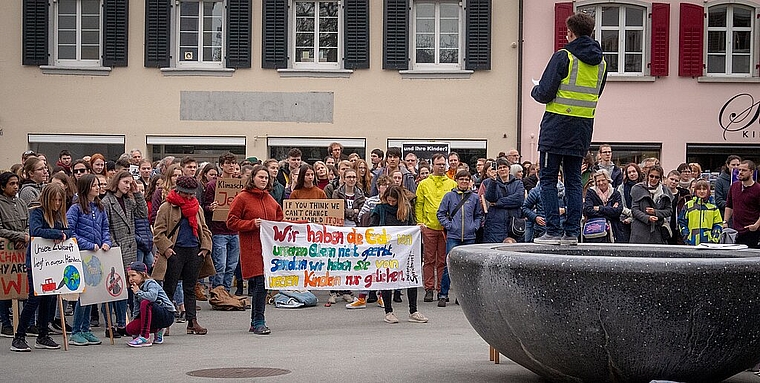 Die Klimademonstration vom vergangenen Samstagnachmittag vermochte rund 300 Menschen zu mobilisieren. (Bild: Remo Iseli - Photosynthetic Arts)