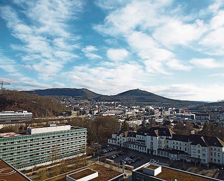 Bei der Solothurner Spitäler AG gilt seit letzter Woche: Eine Besucherin oder ein Besucher pro Patientin oder Patient pro Tag. (Bild: Archiv / B. Beyeler)