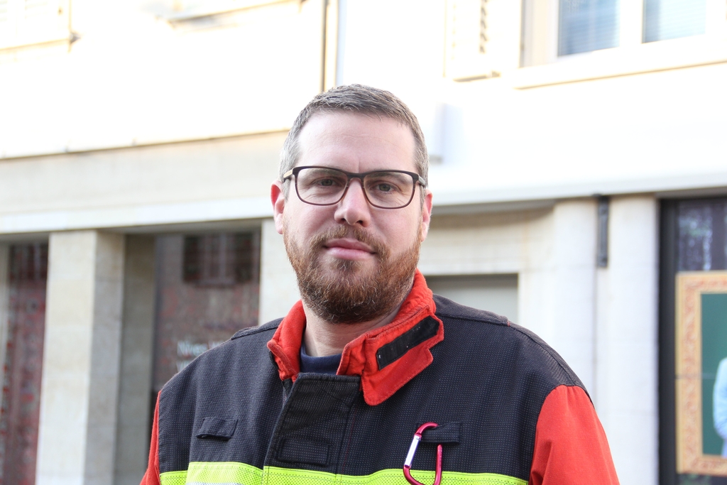 «Das Ziel der Hauptübung ist es, das Aufgabenspektrum und die Vielseitigkeit der Arbeit der Feuerwehr zu zeigen», sagt Philipp Stierli, Kommandant Feuerwehr Olten. (Bild: S. Furter)